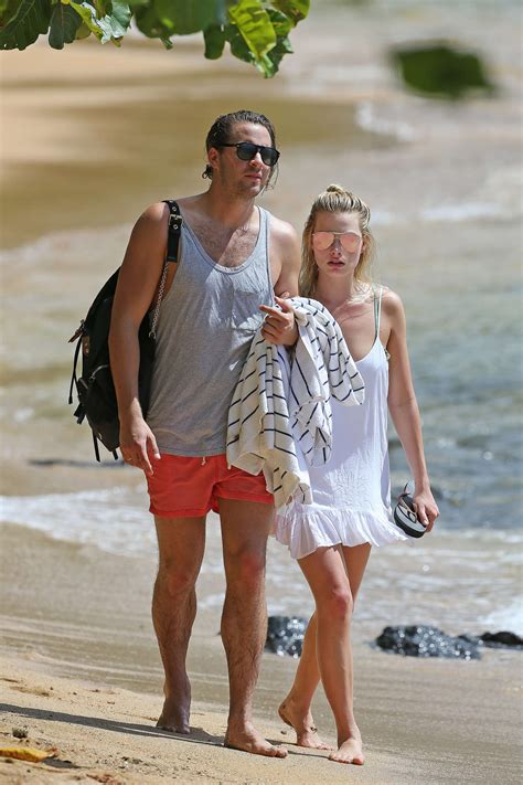 margot robbie bikini pics|Margot Robbie packs on the PDA in chic bikini on holiday in Mexico